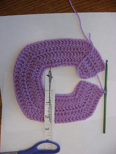 Easy sweater pattern for 18 inch doll photo 2