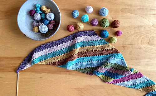 Shawl 13: A variety of colours in a random order