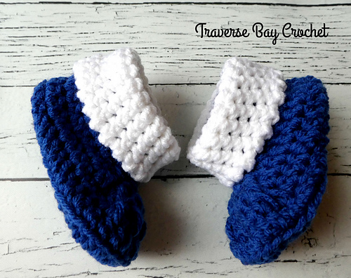 Darla heart beanie & bootie set photo 6