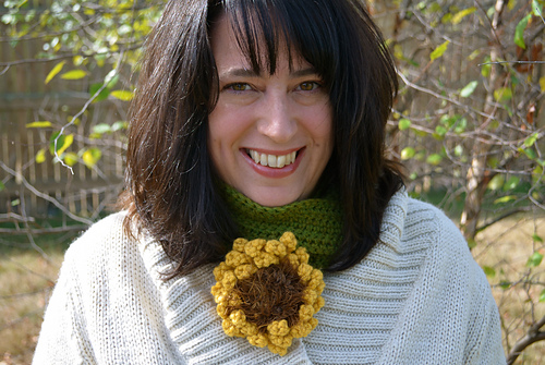 SunflowerScarfMain_medium.JPG