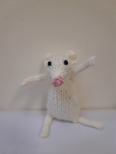 Knitted Mouse photo 2