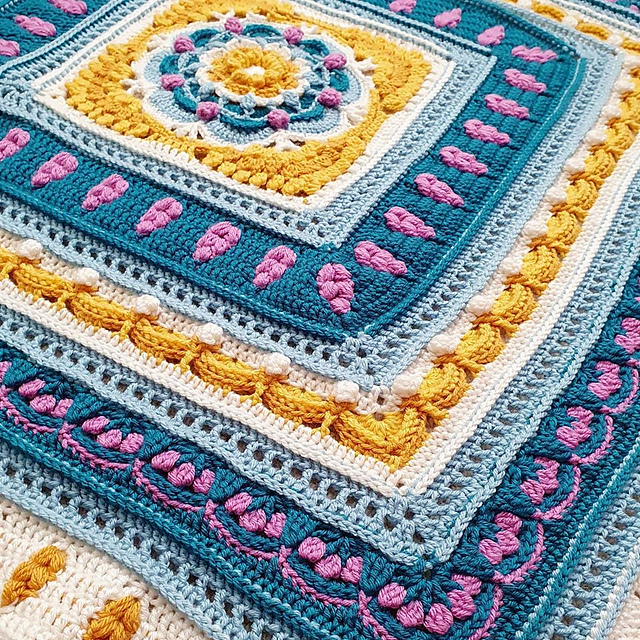 Ravelry Wrapped Up in You pattern by Buttonnose Crochet