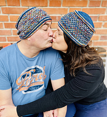 Her Cassaluna Hat follows the original pattern version.
He chose to reverse the main and contrast colors (MC & CC) for his sample.