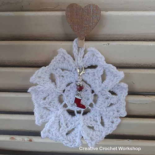 Sparkly Flower Snowflake photo 1