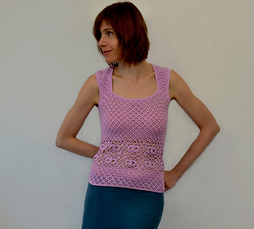 Ravelry: Top with interlocking rings pattern by conceptcreative.store