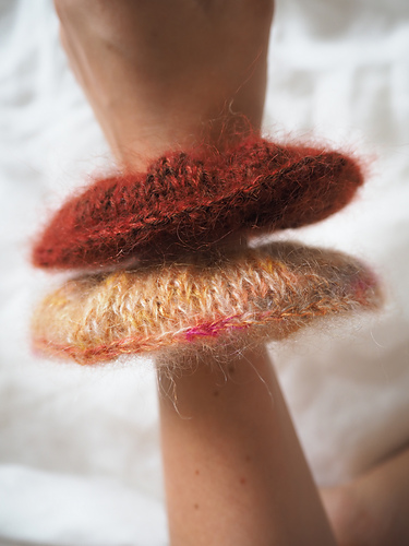 Bisous Scrunchie photo 5