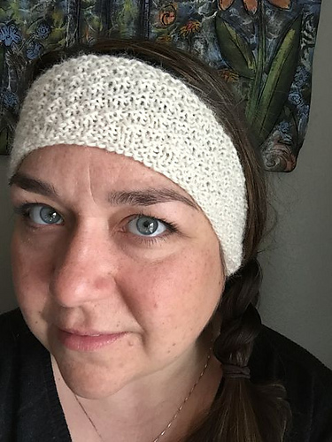 Simple Alpaca Earwarmer photo 1