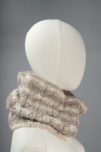 Twisted Rope Cowl