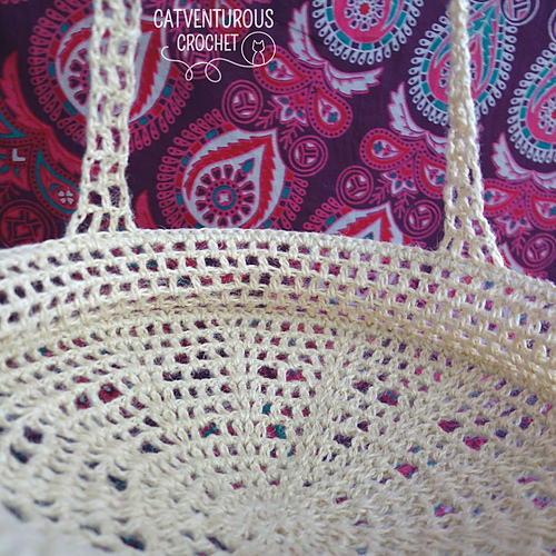 Dassie Henging Cat Basket - Charlotte Gillbanks/Catventurous