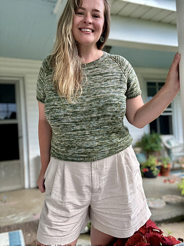 Voksen Playdate Tee Lite - byChelsaYoder