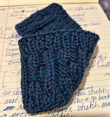 Blue/green/purple headband with varied rows of ribbing