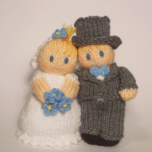 Ravelry ClaireFairall's Bride and Groom Bitsy Babies