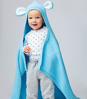 Squirrel Drawing Walnut Pattern Print Hooded Blanket