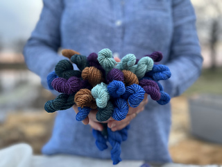 AMERICANA Mini Skeins