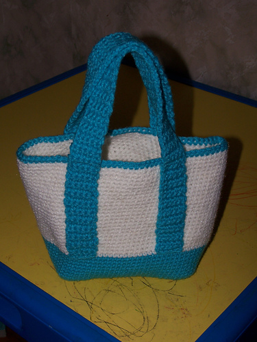 My Little Tote Around photo 1