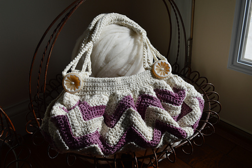 The FatBottom Chevron Bag photo 3