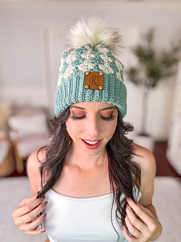 Diamond Granny Stitch Crochet Hat photo 11