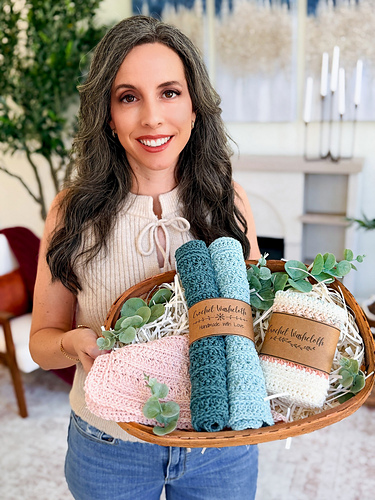 Petal Loop Stitch Washcloth