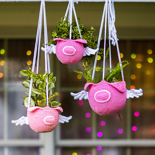Flying Pig Planter Cozy