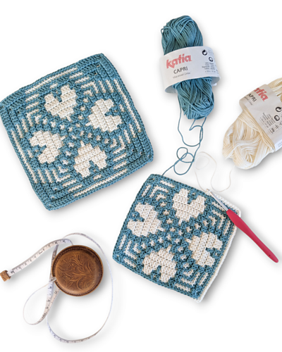 Circle of Hearts Square