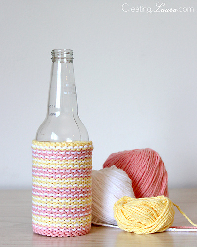 Purl-Side-Out Beer Cozy Knitting Pattern photo 1