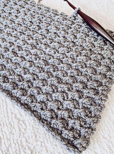 Ravelry: Bumps Children's Crochet Blanket pattern by The Creating ...