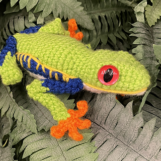 Ravelry: Ruby the Red Eyed Tree Frog pattern by Charlyn Smith