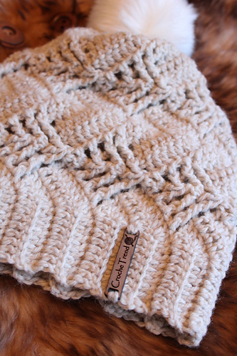 Ravelry: Pinetree Hat pattern by Viktoria Gogolak