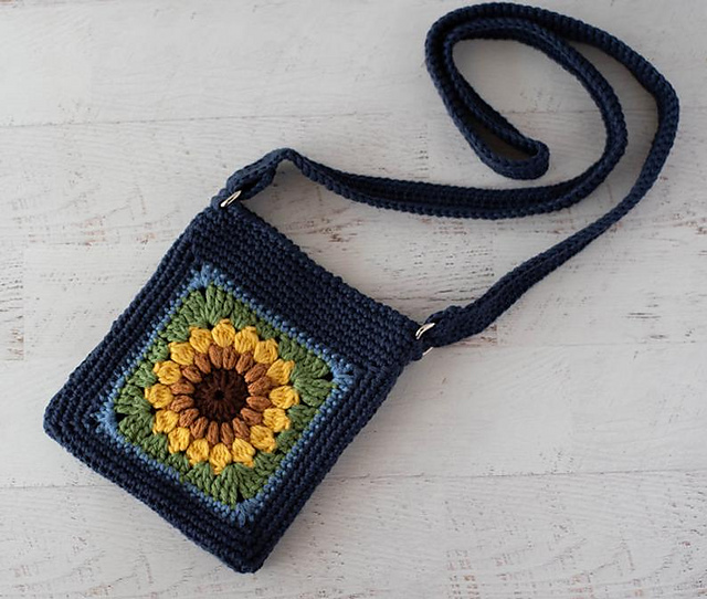 Crochet Sunflower Tote
