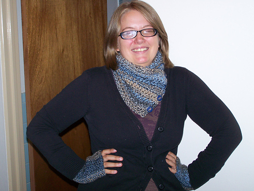 A Day in Hogsmeade Cowl photo 1