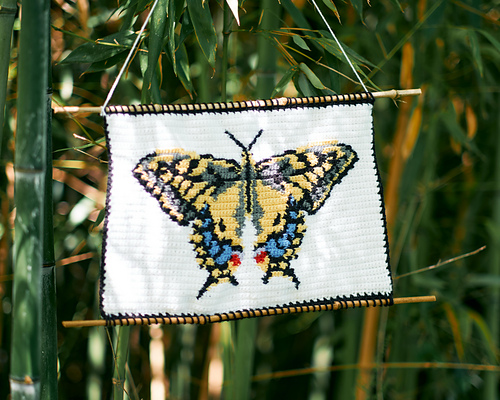 Swallowtail butterfly tapersry