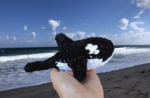 Liten orca-amigurumi - CrochetCartel Co