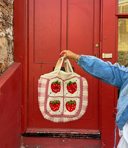 The Strawberries and Cream Bag