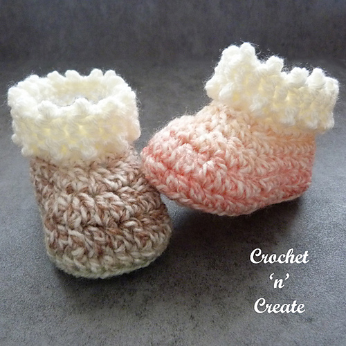 Sweet Dotty Baby Booties