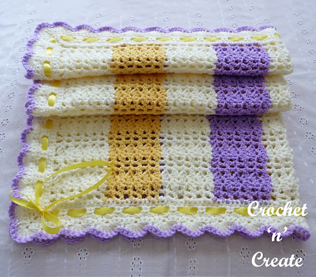 Ravelry Lightweight Baby Blanket pattern by Crochet 'n' Create