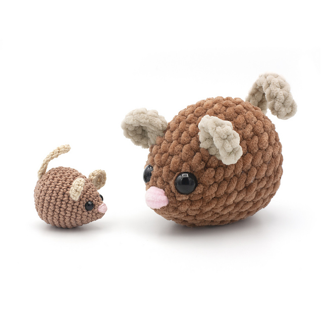 Free Mouse Amigurumi Crochet Pattern