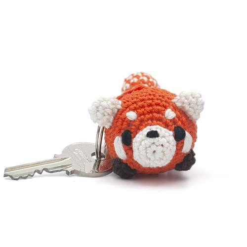 Red Panda Amigurumi photo 3