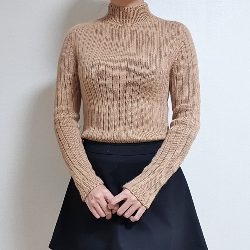 Sløv/Tåkete Turtleneck Genser - Jang Yi