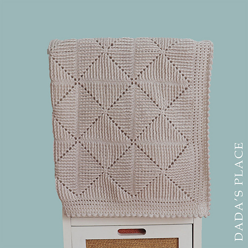 Dorothea blanket photo 6