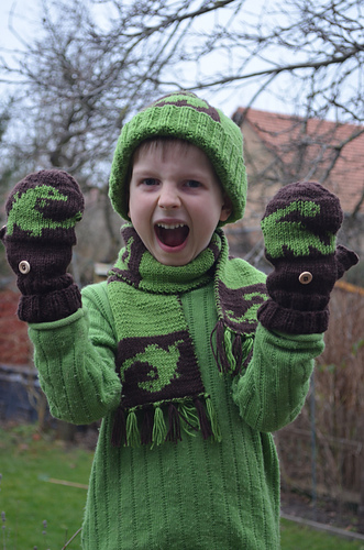Dinosaur Winter Set photo 1