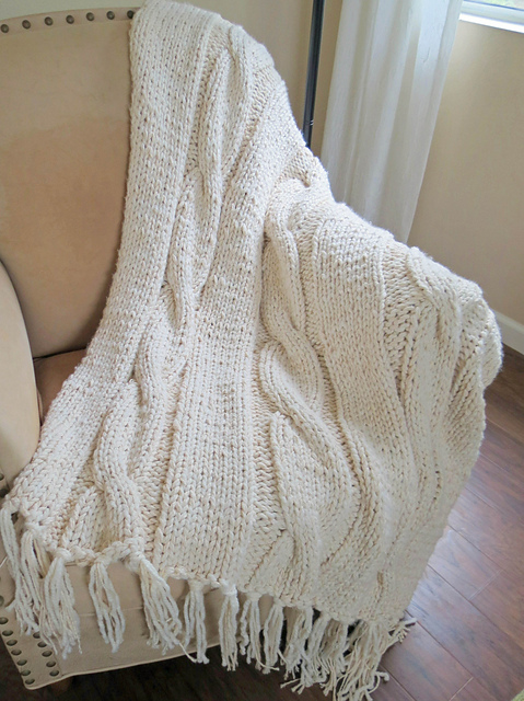 Ravelry: Chunky Georgia Throw pattern by Deborah O'Leary