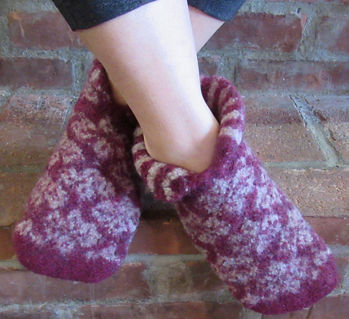 Snuggle Your Tootsies photo 1
