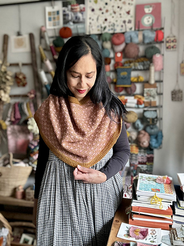 Millefleur Petite Poncho - Dee Hardwicke