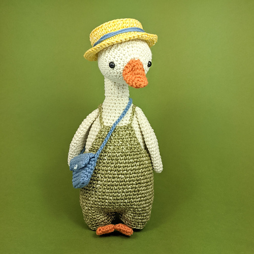 Goose farmer - byDescabdello