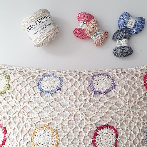 Lacy Cushion photo 2