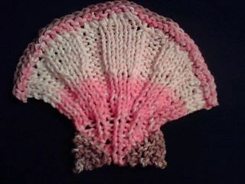 Ravelry: Scallop Shell pattern by Lesley Stanfield