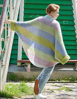 Lana Grossa Cool Wool Lace  Hellgrau (Fb 27), Lana Grossa Silkhair  Pastellgrün (Fb 134), Zartlila (Fb 87), Gelbgrün (Fb 141),
Himmelblau (Fb 92) Limette (Fb 139)