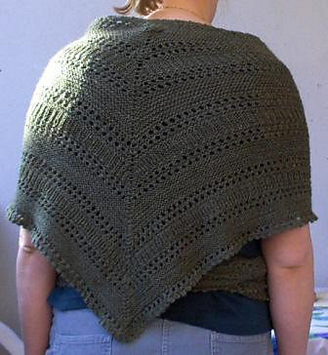 Triangulart skjerf (Norge) - byDistantKnitterFlickr