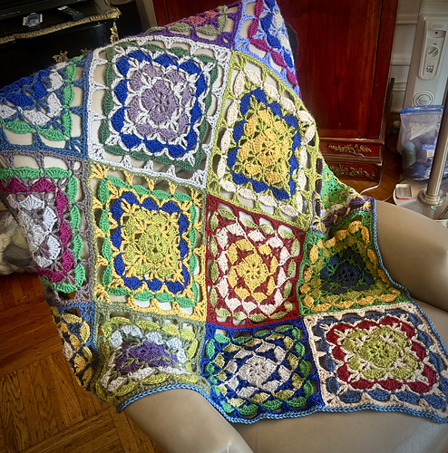 Blooming Square Throw