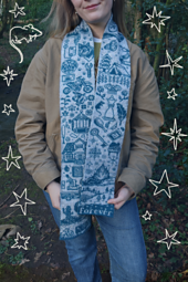 Full scarf (worn)